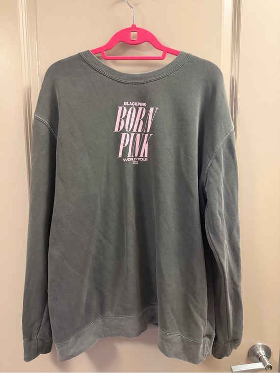 Blackpink Sweaters - Blackpink Born Pink Tour 2022 Sweatshirt- Size XL